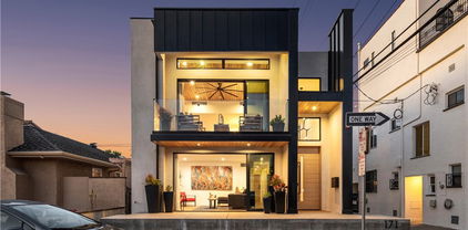 171 Savona Walk, Long Beach