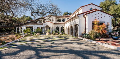 6451 Chesebro Road, Agoura Hills