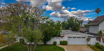 208 Dartmouth Place, Costa Mesa
