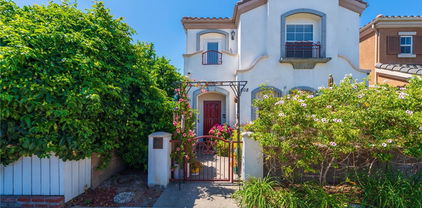 608 Indianapolis Avenue, Huntington Beach