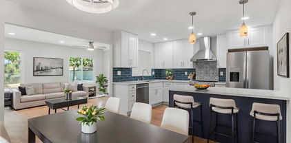 13765 Celestial Rd, Poway