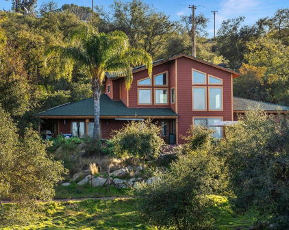589 Anderson Road, Alpine