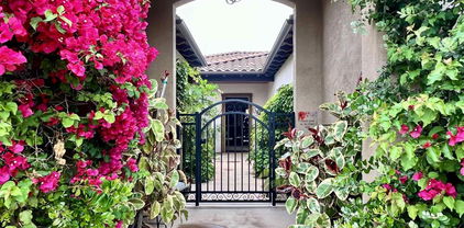 13495 Del Poniente Road, Poway