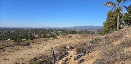 1387 Las Vistas Road, Fallbrook