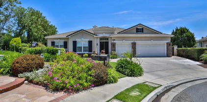 2564 Lunes, La Verne