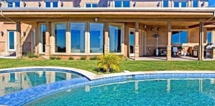 23244 W Paloma Blanca Drive, Malibu