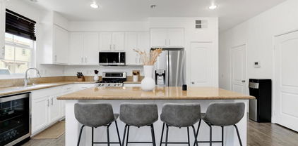 1554 San Javier Court 2, Chula Vista