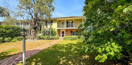1908 Warwick Road, San Marino