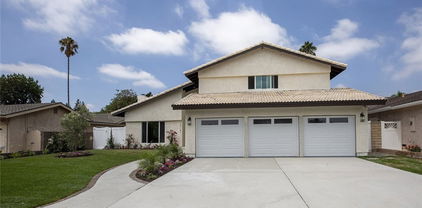 17101 Dearborn Street, Northridge