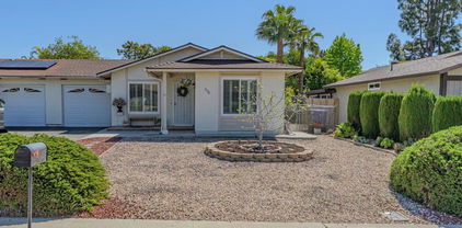 1398 Panorama Ridge Road, Oceanside
