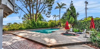 8404 Joan Lane, West Hills