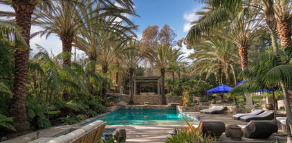 7059 Fernhill Drive, Malibu
