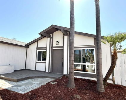 9944 Donner Street, Santee