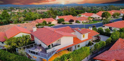 907 Ridge Heights Road, Fallbrook