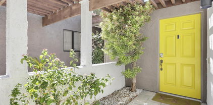 1385 E Via Escuela, Palm Springs