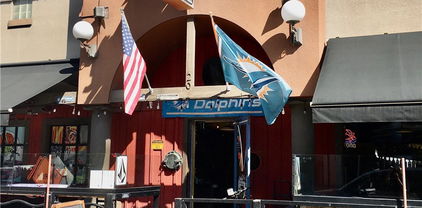 200 Main Street, Huntington Beach
