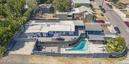 6784 Alamo Way, La Mesa
