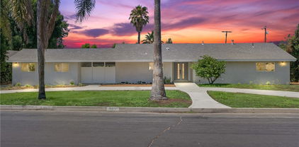 19377 Halsted Street, Northridge
