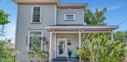 2068 Front St, Downtown