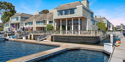 16445 Wimbledon Lane, Huntington Beach