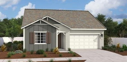 2817 Bridgetide Road, Corona