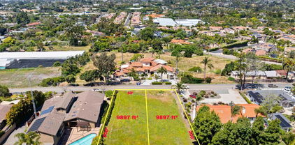 1139 41 Saxony Road, Encinitas