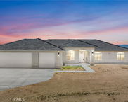 8569 Oakwood Avenue, Hesperia image