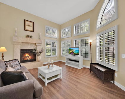 9327 Lake Murray Blvd Unit E, San Carlos