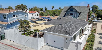 1221 4th St, Coronado