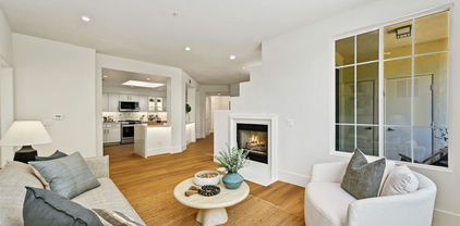 12370 Carmel Country Rd Unit 105, Carmel Valley