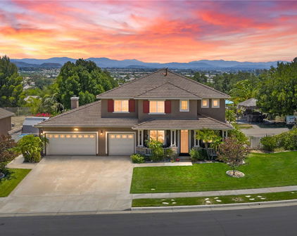 38236 Oak Bluff Lane, Murrieta