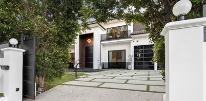 5535 Shirley Avenue, Tarzana