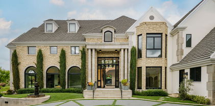 20608 Chatsboro Drive, Woodland Hills