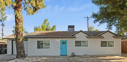 919 E Lugonia Avenue, Redlands