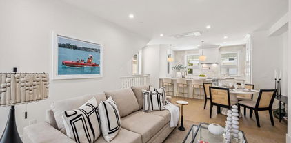 743 G Avenue, Coronado