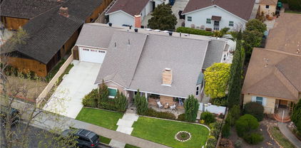 945 10th Street, Huntington Beach