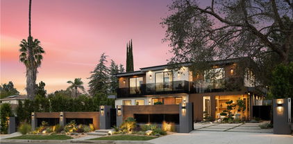 5244 Tampa Ave, Tarzana