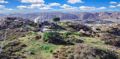 6750 Rainbow Heights Road, Fallbrook