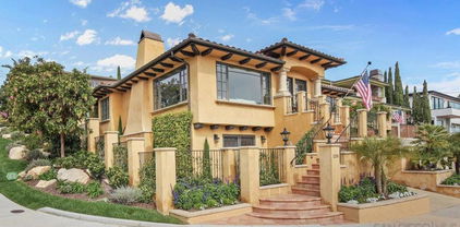 1250 Willow St, Point Loma (Pt Loma)