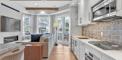 1500 Orange Ave Unit 17, Coronado