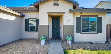 226 La Amistad Way, Hemet