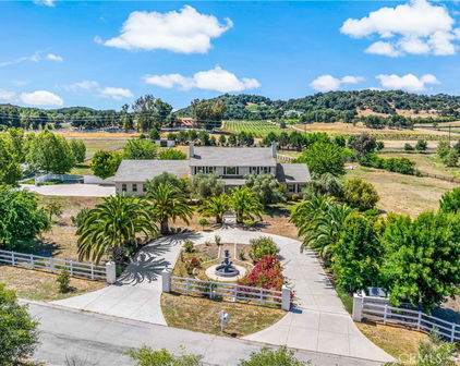 19441 Calle Teresa, Murrieta