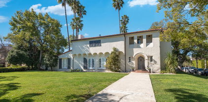 401 S Las Palmas Avenue, Los Angeles