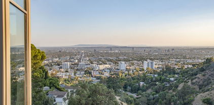2178 Castilian Drive, Los Angeles