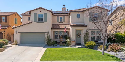 35385 Summerholly Ln, Murrieta