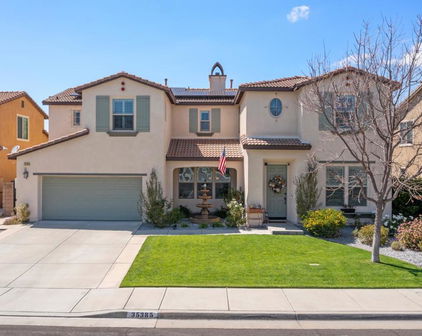 35385 Summerholly Ln, Murrieta