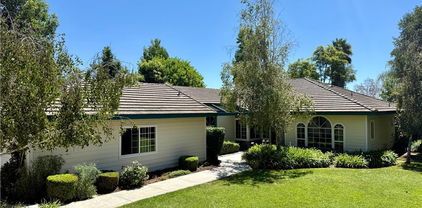 1425 Surrey Hts, Fallbrook