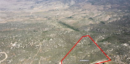 2 Oak Drive, Hemet