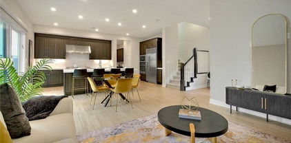 114 Source, Irvine