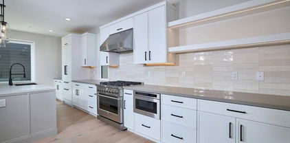 569 N Vulcan Ave, Encinitas